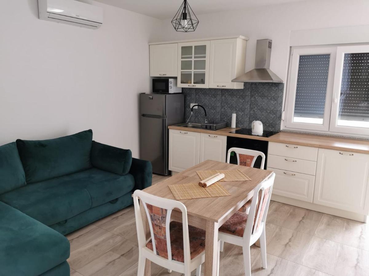 Relax 1 Apartment Pakoštane Екстериор снимка